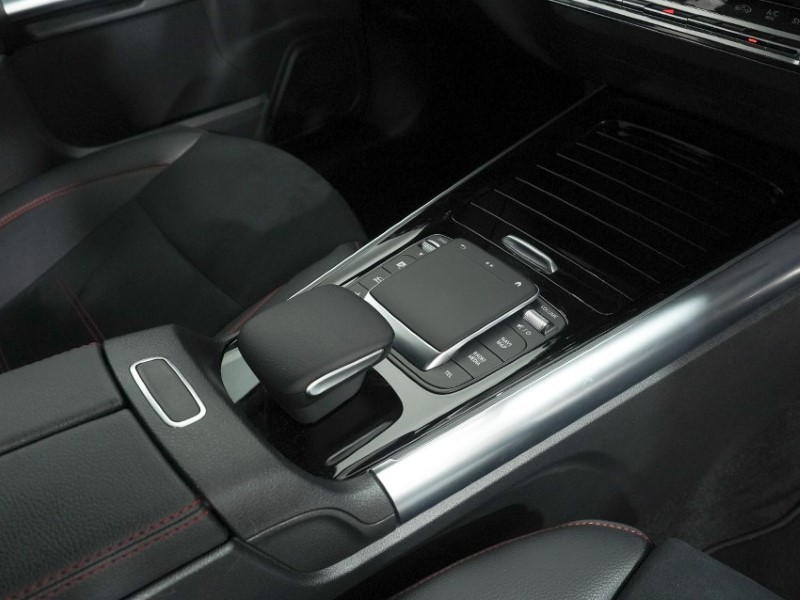 2022 (72) MERCEDES-BENZ GLA 220d 4Matic AMG Line Prem PLUS Night Ed 5dr Auto 5306952