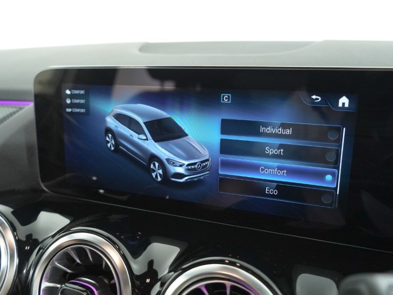 2022 (72) MERCEDES-BENZ GLA 220d 4Matic AMG Line Prem PLUS Night Ed 5dr Auto 5306927