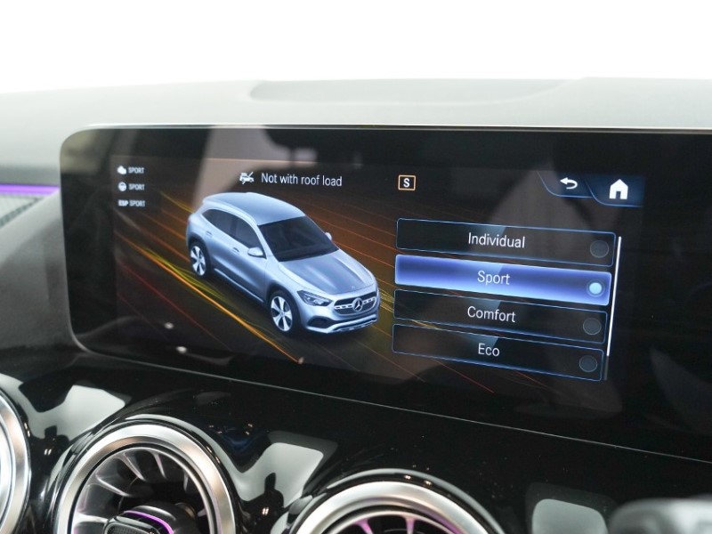 2022 (72) MERCEDES-BENZ GLA 220d 4Matic AMG Line Prem PLUS Night Ed 5dr Auto 5306926