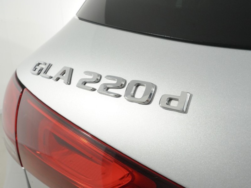 2022 (72) MERCEDES-BENZ GLA 220d 4Matic AMG Line Prem PLUS Night Ed 5dr Auto 5306917