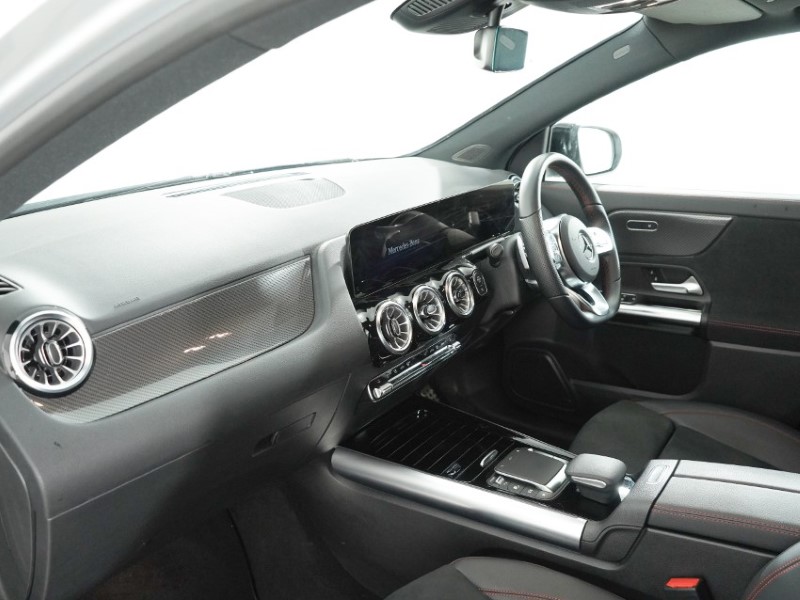 2022 (72) MERCEDES-BENZ GLA 220d 4Matic AMG Line Prem PLUS Night Ed 5dr Auto 5306919