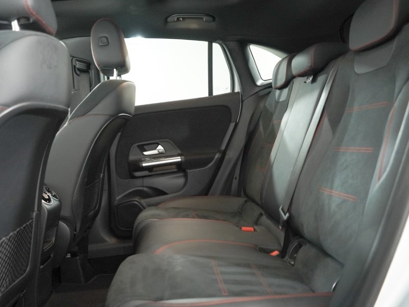 2022 (72) MERCEDES-BENZ GLA 220d 4Matic AMG Line Prem PLUS Night Ed 5dr Auto 5306921