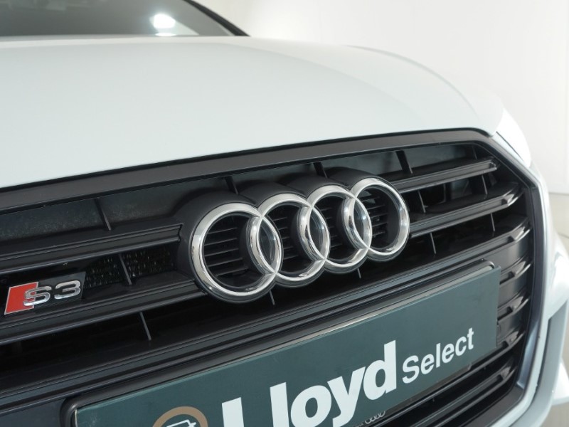 2018 (18) AUDI A3 S3 TFSI Quattro Black Edition 5dr S Tronic 5337000