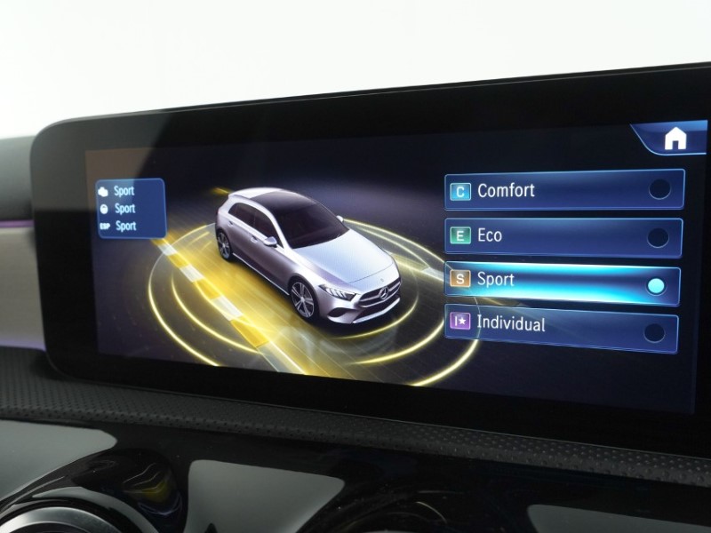 2023 (23) MERCEDES-BENZ A CLASS A200 AMG Line Premium Plus 5dr Auto 5334374