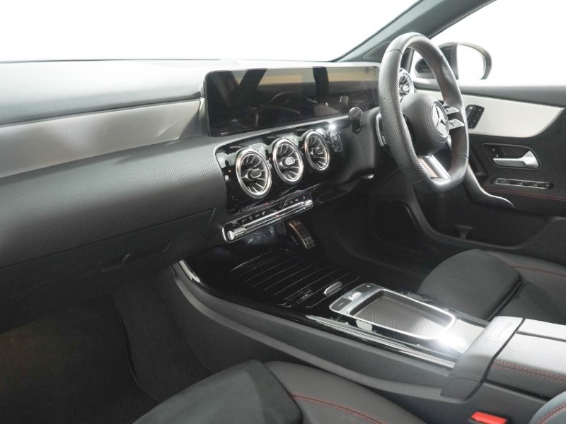 2023 (23) MERCEDES-BENZ A CLASS A200 AMG Line Premium Plus 5dr Auto 5334348