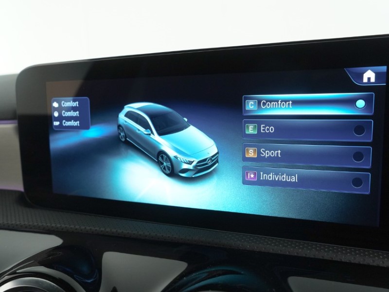 2023 (23) MERCEDES-BENZ A CLASS A200 AMG Line Premium Plus 5dr Auto 5334372