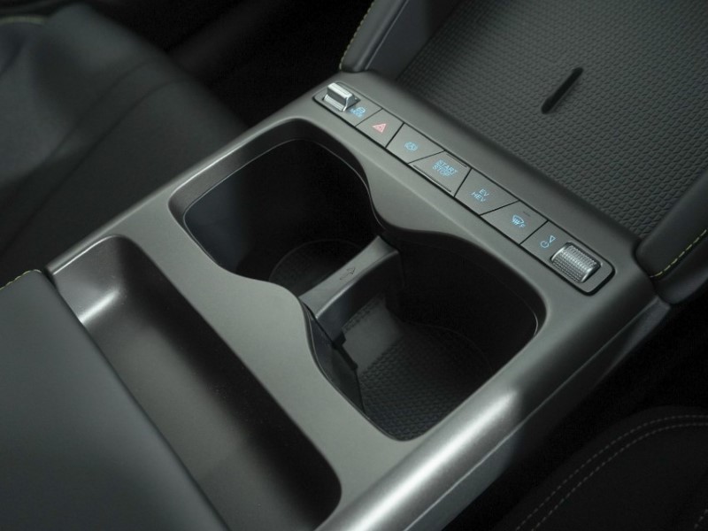  BYD ATTO 2 1.5 DM-i Active 5dr Auto 5740177