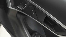 2021 (21) JAGUAR F-TYPE 2.0 P300 R-Dynamic 2dr Auto 5333575