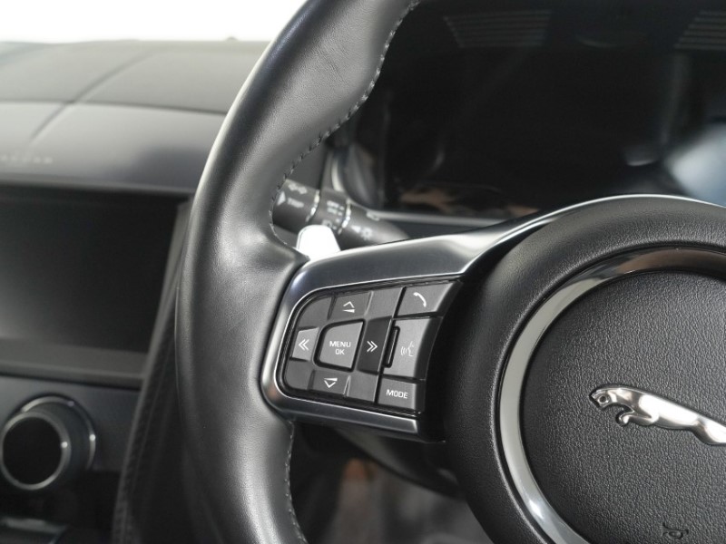 2021 (21) JAGUAR F-TYPE 2.0 P300 R-Dynamic 2dr Auto 5333581