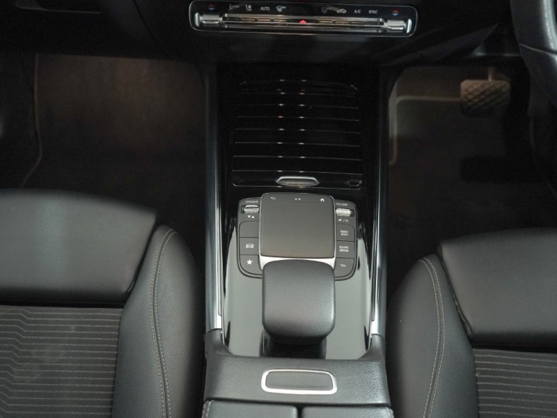 2020 (70) MERCEDES-BENZ GLA 200 Sport 5dr Auto 5393228