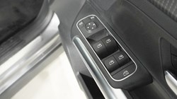 2020 (70) MERCEDES-BENZ GLA 200 Sport 5dr Auto 5393240