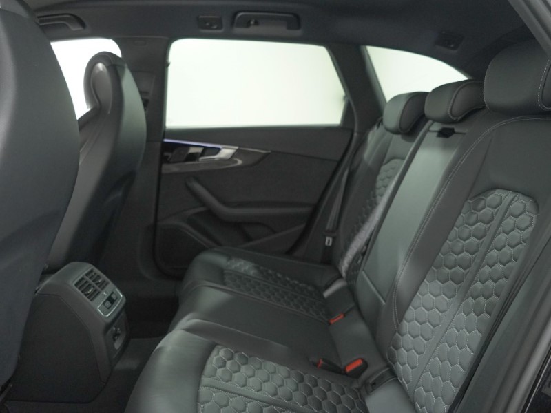 2023 (23) AUDI RS4 RS 4 TFSI Quattro Carbon Black 5dr Tiptronic 5365500