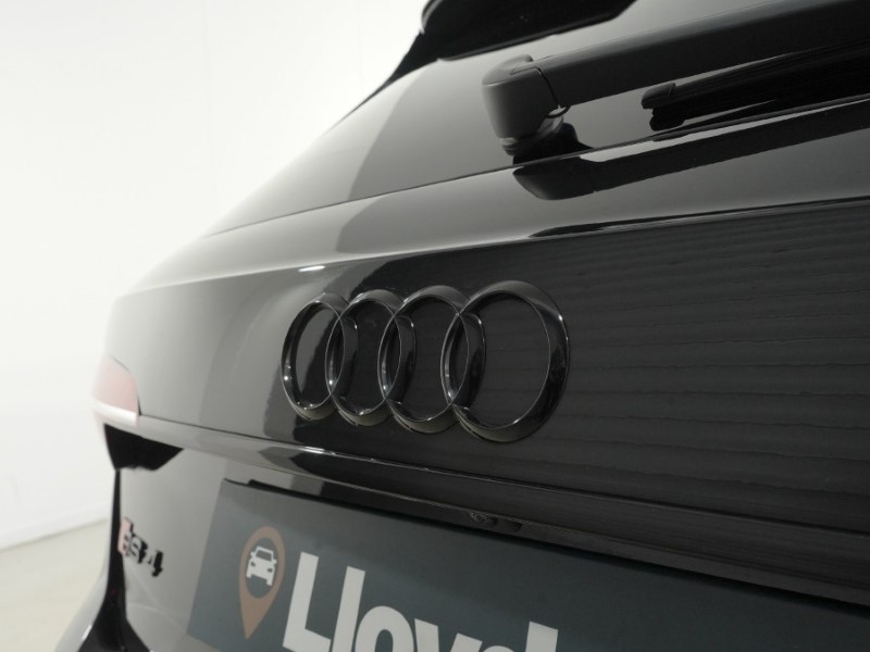 2023 (23) AUDI RS4 RS 4 TFSI Quattro Carbon Black 5dr Tiptronic 5365502