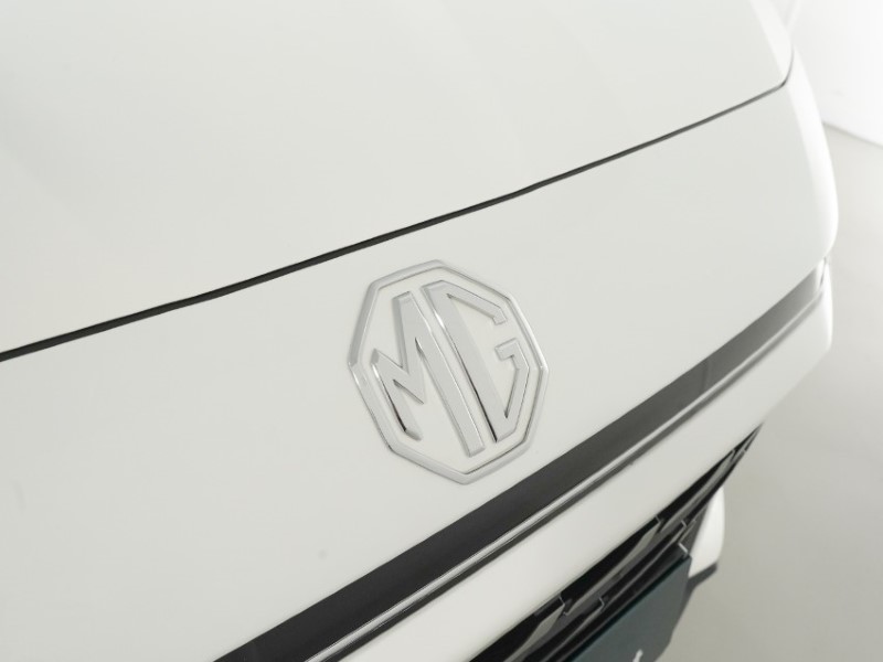 2025 (75) MG MOTOR UK HS 1.5 T-GDI Hybrid PLUS Trophy 5dr Auto 5388894