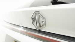 2025 (75) MG MOTOR UK HS 1.5 T-GDI Hybrid PLUS Trophy 5dr Auto 5388879
