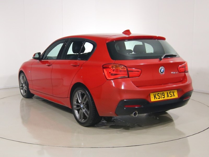 2019 (19) BMW 1 SERIES 116d M Sport 5dr 5393640