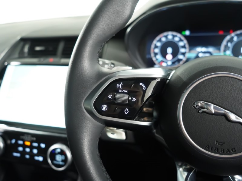 2024 (24) JAGUAR E-PACE 1.5 P300e R-Dynamic SE Black 5dr Auto 5392244
