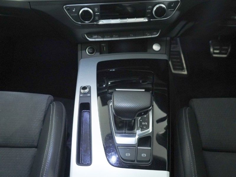 2020 (70) AUDI Q5 40 TDI Quattro S Line 5dr S Tronic 5395005
