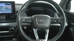 2020 (70) AUDI Q5 40 TDI Quattro S Line 5dr S Tronic 5395006