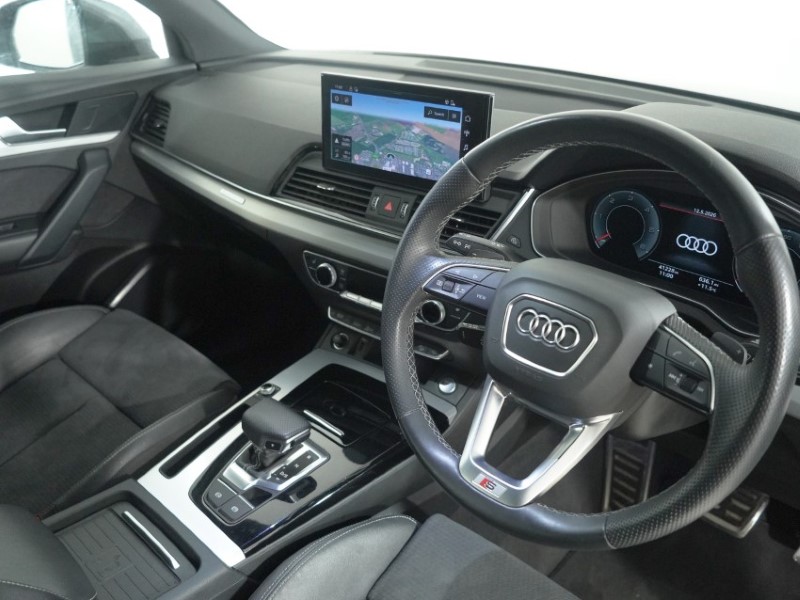 2020 (70) AUDI Q5 40 TDI Quattro S Line 5dr S Tronic 5395018