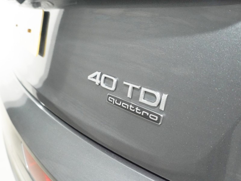 2020 (70) AUDI Q5 40 TDI Quattro S Line 5dr S Tronic 5394996