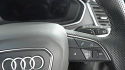 2020 (70) AUDI Q5 40 TDI Quattro S Line 5dr S Tronic 5395026