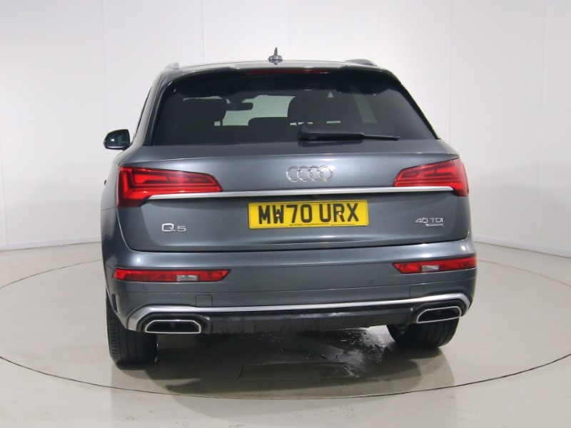 2020 (70) AUDI Q5 40 TDI Quattro S Line 5dr S Tronic 5395056
