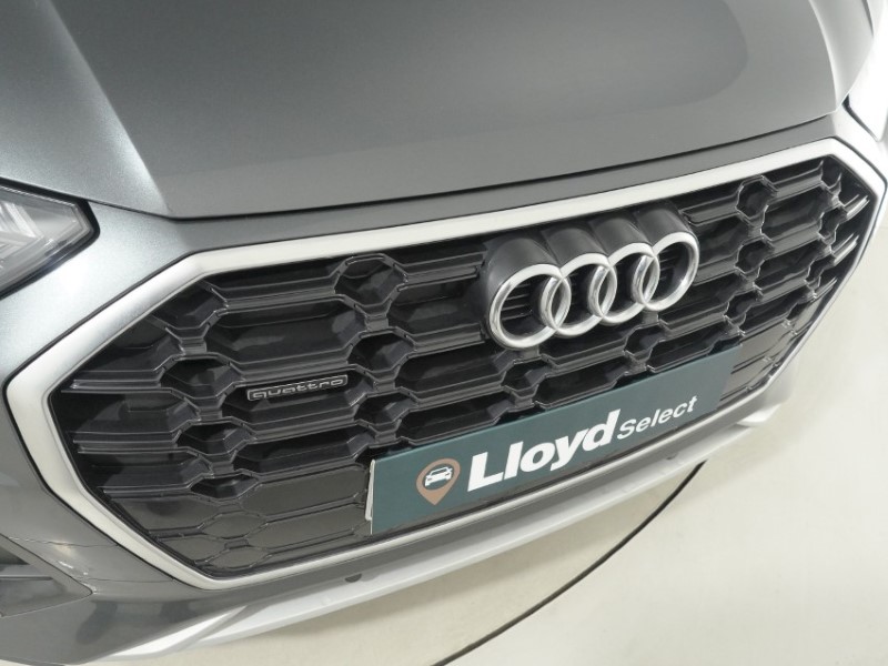 2020 (70) AUDI Q5 40 TDI Quattro S Line 5dr S Tronic 5395011