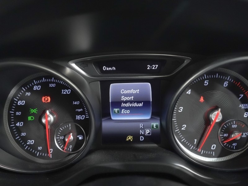2020 (69) MERCEDES-BENZ GLA 200 AMG Line Edition Plus 5dr Auto 5389742