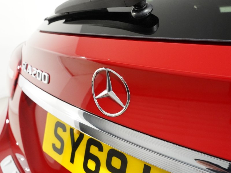 2020 (69) MERCEDES-BENZ GLA 200 AMG Line Edition Plus 5dr Auto 5389697