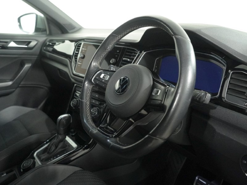 2021 (21) VOLKSWAGEN T-ROC 2.0 TSI 4MOTION R 5dr DSG 5403170