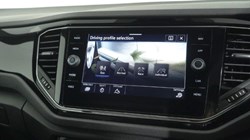 2021 (21) VOLKSWAGEN T-ROC 2.0 TSI 4MOTION R 5dr DSG 5403193