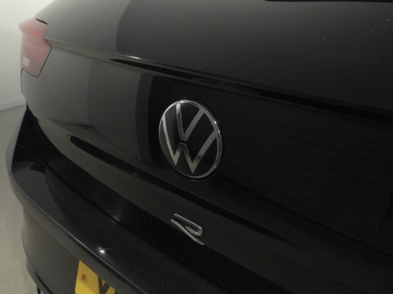 2021 (21) VOLKSWAGEN T-ROC 2.0 TSI 4MOTION R 5dr DSG 5403178