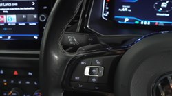 2021 (21) VOLKSWAGEN T-ROC 2.0 TSI 4MOTION R 5dr DSG 5403185