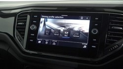 2021 (21) VOLKSWAGEN T-ROC 2.0 TSI 4MOTION R 5dr DSG 5403194