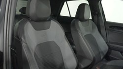 2021 (21) VOLKSWAGEN T-ROC 2.0 TSI 4MOTION R 5dr DSG 5403169
