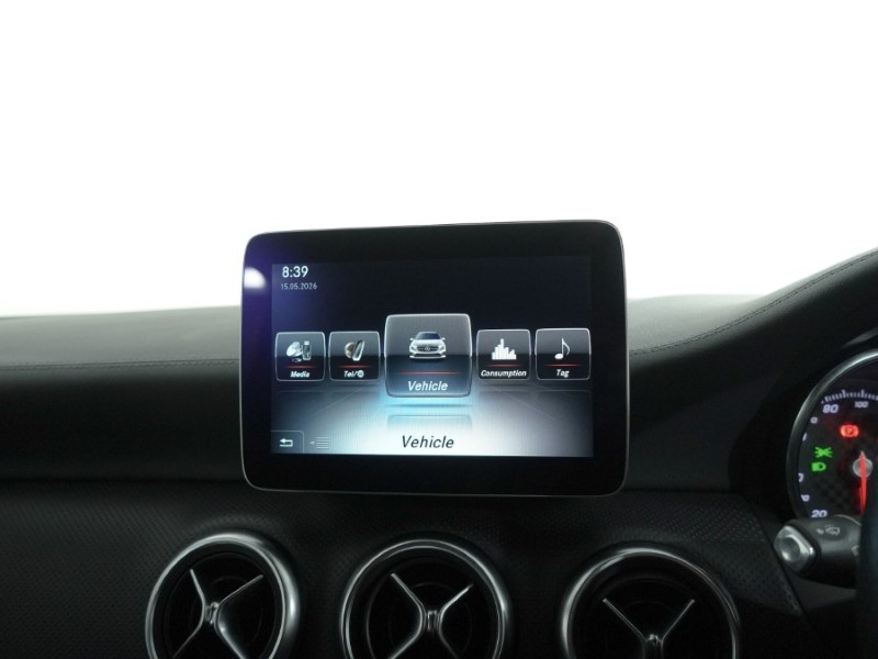 2016 (66) MERCEDES-BENZ A CLASS A200 AMG Line Premium 5dr Auto 5408812