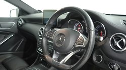 2016 (66) MERCEDES-BENZ A CLASS A200 AMG Line Premium 5dr Auto 5408796