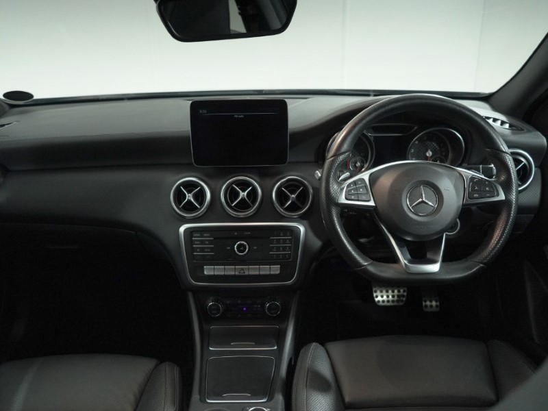 2016 (66) MERCEDES-BENZ A CLASS A200 AMG Line Premium 5dr Auto 5408788