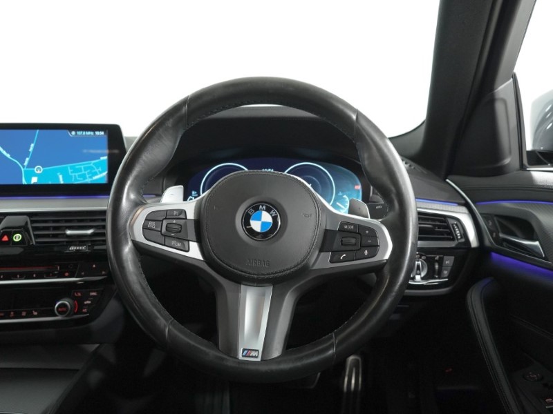 2018 (68) BMW 5 SERIES 530d M Sport 4dr Auto 5426354
