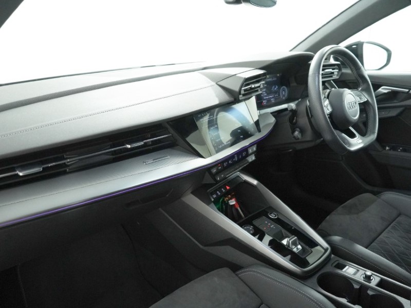 2021 (21) AUDI A3 35 TDI Edition 1 5dr S Tronic 5410146