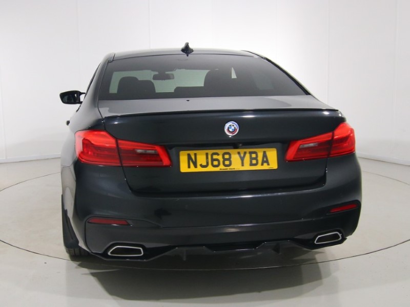2018 (68) BMW 5 SERIES 520d M Sport 4dr Auto 5407361