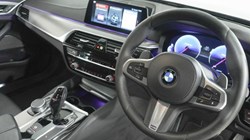 2018 (68) BMW 5 SERIES 520d M Sport 4dr Auto 5407327