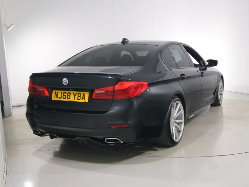 2018 (68) BMW 5 SERIES 520d M Sport 4dr Auto 5407362