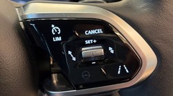 2023 (73) JAGUAR XE 2.0 D200 R-Dynamic SE Black 4dr Auto 5005995