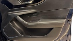 2023 (73) JAGUAR XE 2.0 D200 R-Dynamic SE Black 4dr Auto 5005989