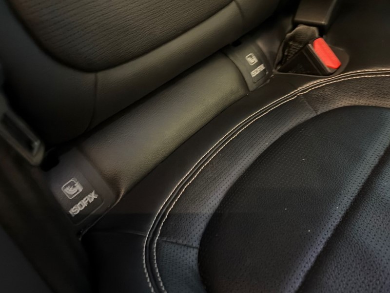 2023 (73) JAGUAR XE 2.0 D200 R-Dynamic SE Black 4dr Auto 5006006