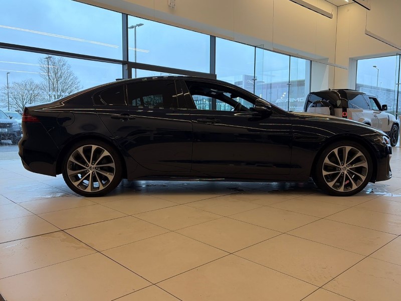 2023 (73) JAGUAR XE 2.0 D200 R-Dynamic SE Black 4dr Auto 5028063