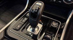 2023 (73) JAGUAR XE 2.0 D200 R-Dynamic SE Black 4dr Auto 5005981