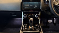 2023 (73) JAGUAR XE 2.0 D200 R-Dynamic SE Black 4dr Auto 5005982